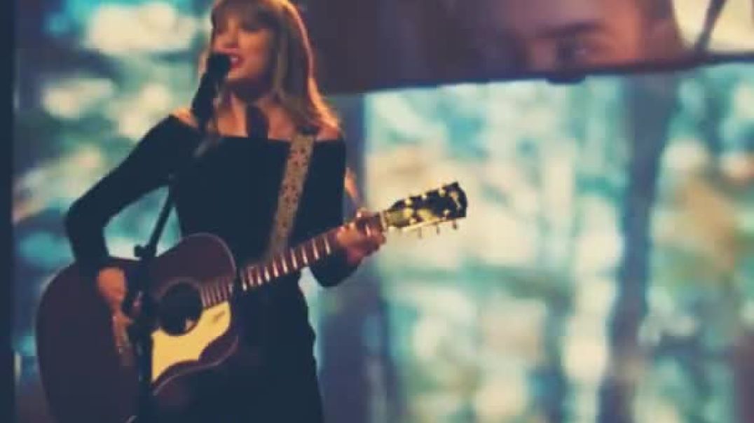 ⁣All Too Well - Taylor Swift Lyrics WhatsApp Status 10 Min Version